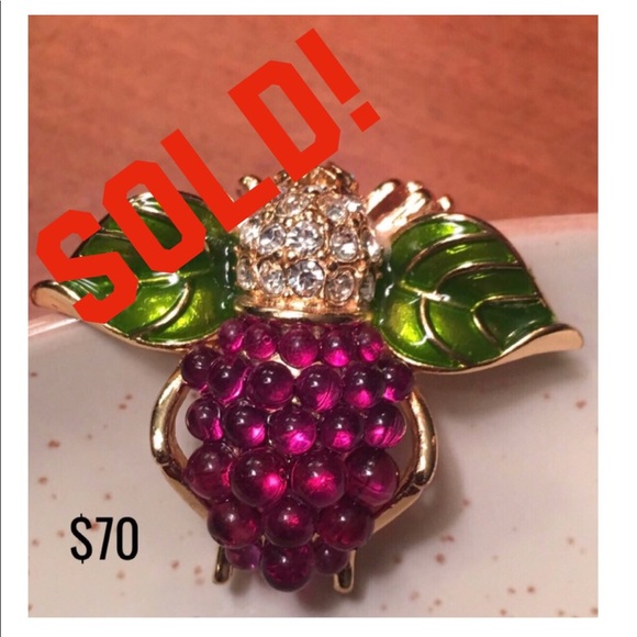 Joan Rivers Jewelry - Joan Rivers Bumblebee Pin - Grapes